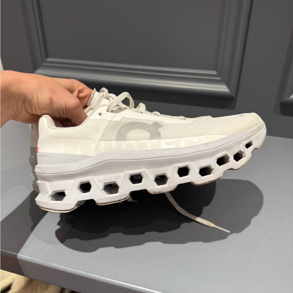 On Running Cloudtec White Athletic Shoe
